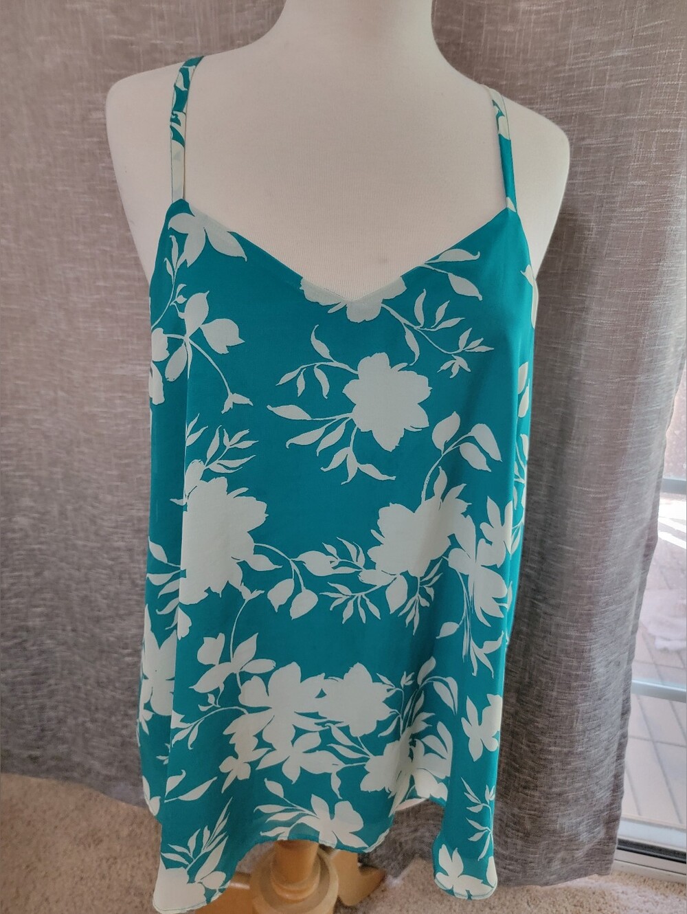 Torrid Floral Printed Teal Blousy Tank - White Bloom Size 00